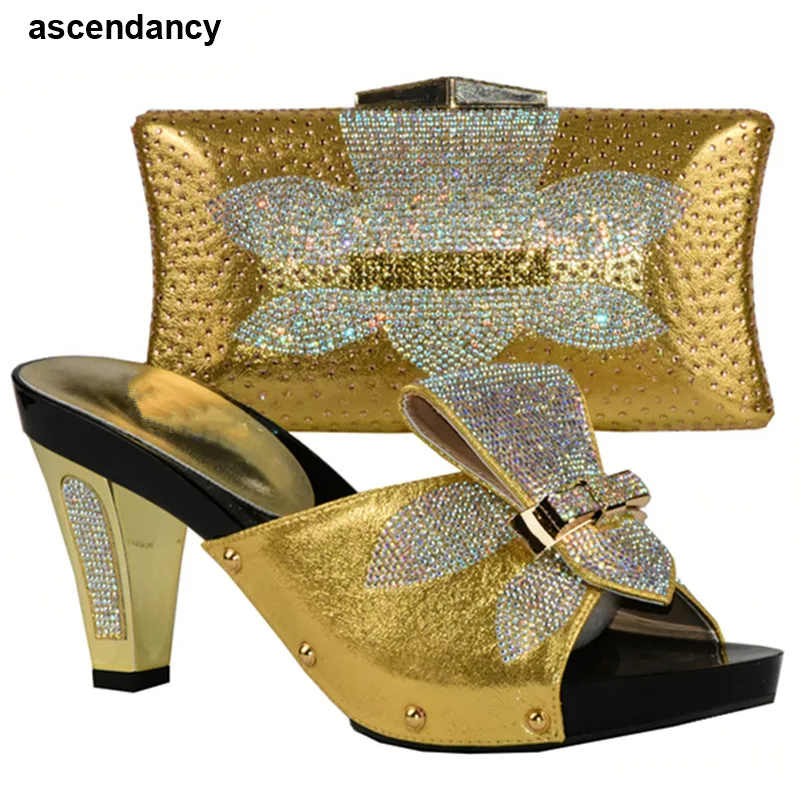 Новое поступление золотистый цвет женская модель итальянская украшенная