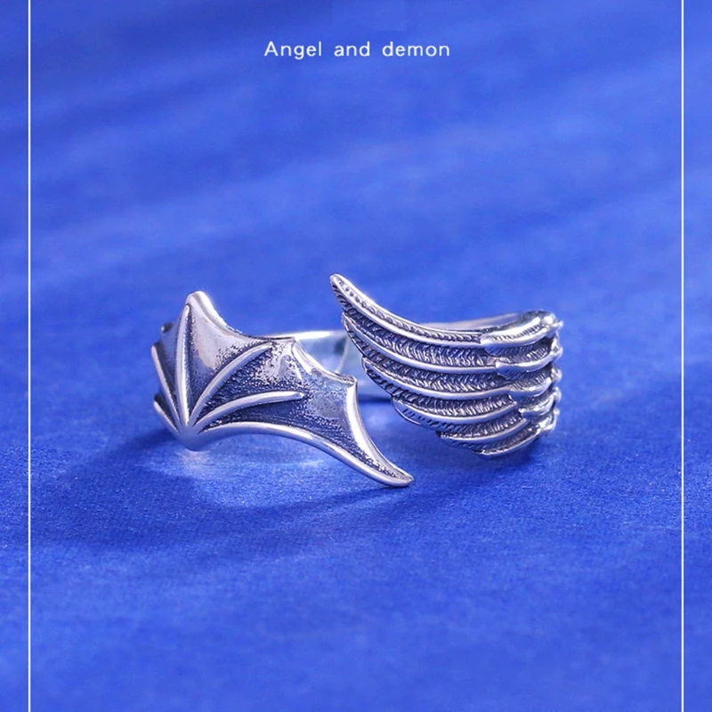 Кольцо регулируемое из сплава с изображением ангела и крыла сглаза | Украшения