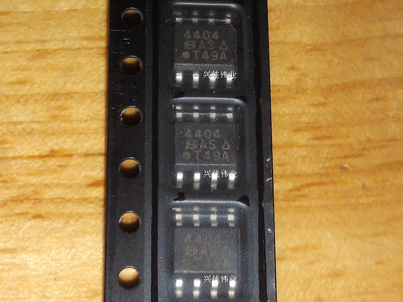 

(5 шт.) SI4404DY-T1-E3 4404 SOP8 MOS