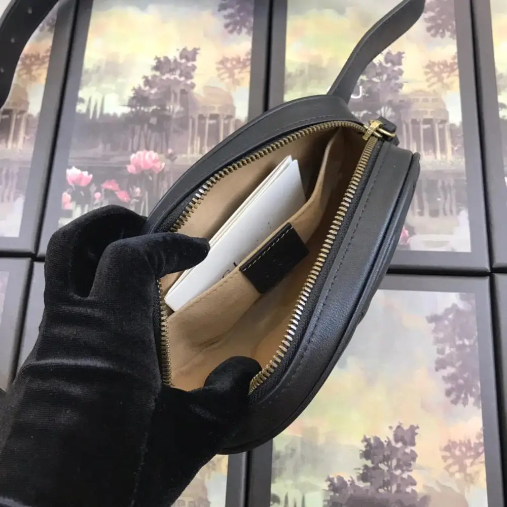 

2020 New Bags for Women Pack Waist Bag Women Round Belt Bag Luxury Brand Leather Chest Handbag Black New Fashion Real leather