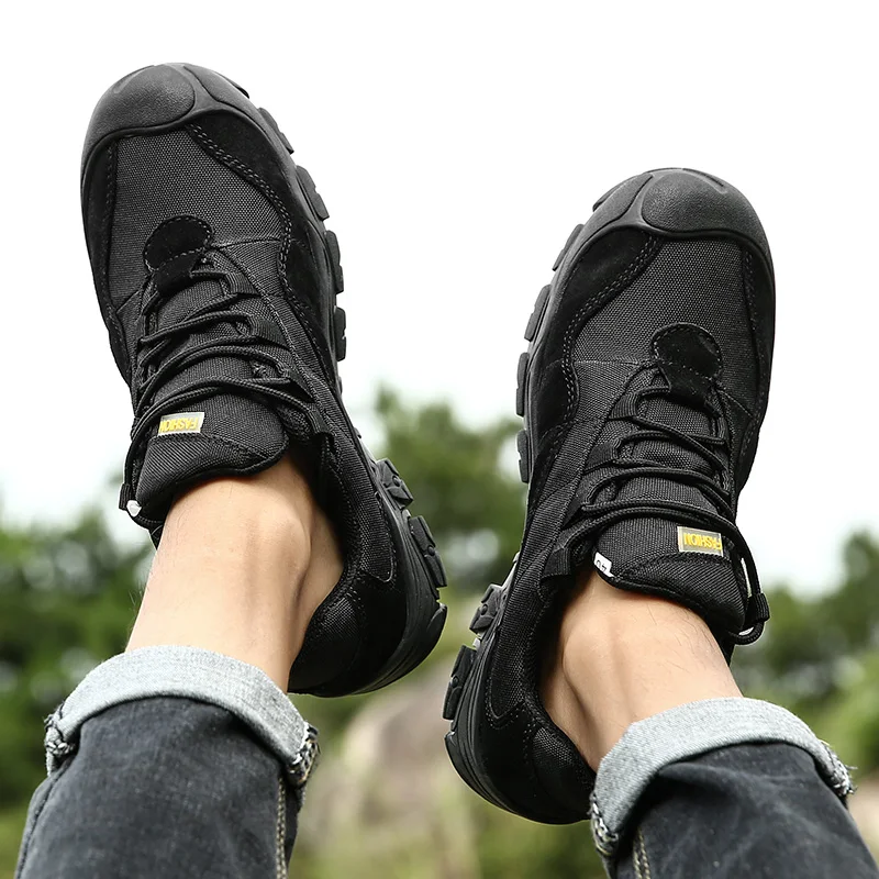 Men Hiking Shoes Waterproof Male Outdoor Climbing Shoes genuine leather Climbing Mountain Shoes Hiking Hunting Boots Sneakers