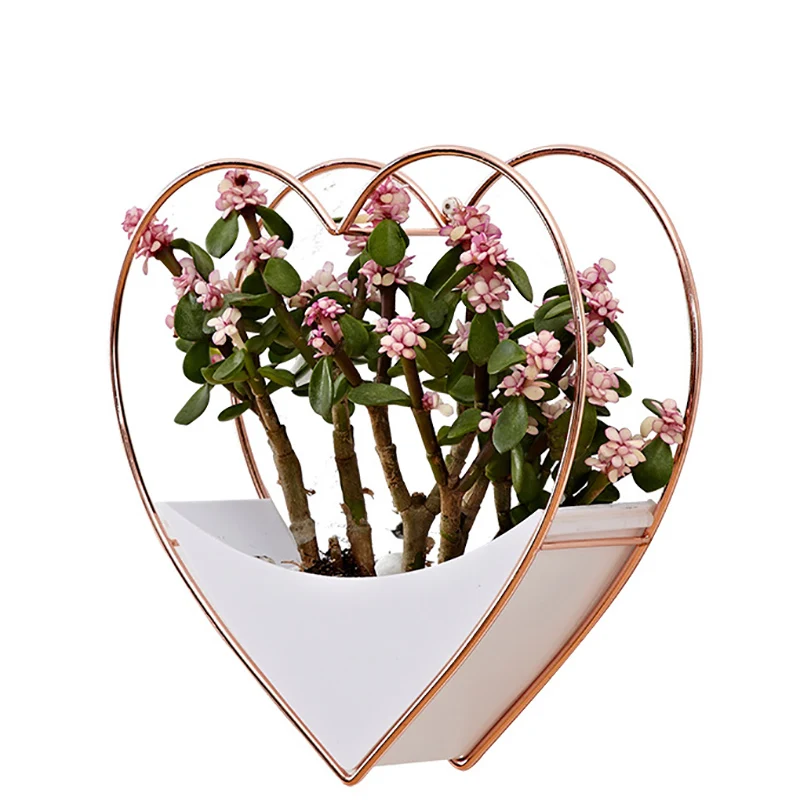 

Nordic Creative Heart Shaped Flower Pot Vase Decoration Modern Luxury Metal Vase Living Room Bedroom Decoration Household Ideas
