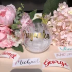 Персонализированная виниловая наклейка с именем на Рождество, безделушка, Рождественский шар (шарики не включены)