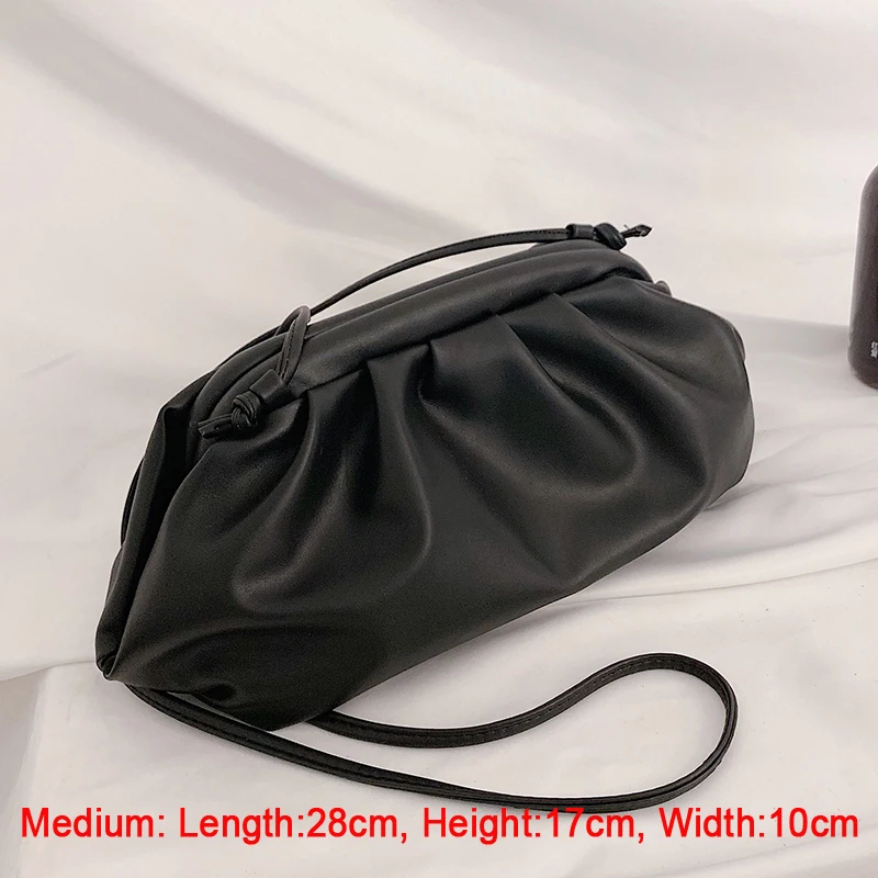 Black M Women Simple Dumplings Messenger Bag Designer Retro New Fashion Cloud Female Crossbody Shoulder Bag Tide Handbag Clutch Bag - Цвет: Black M