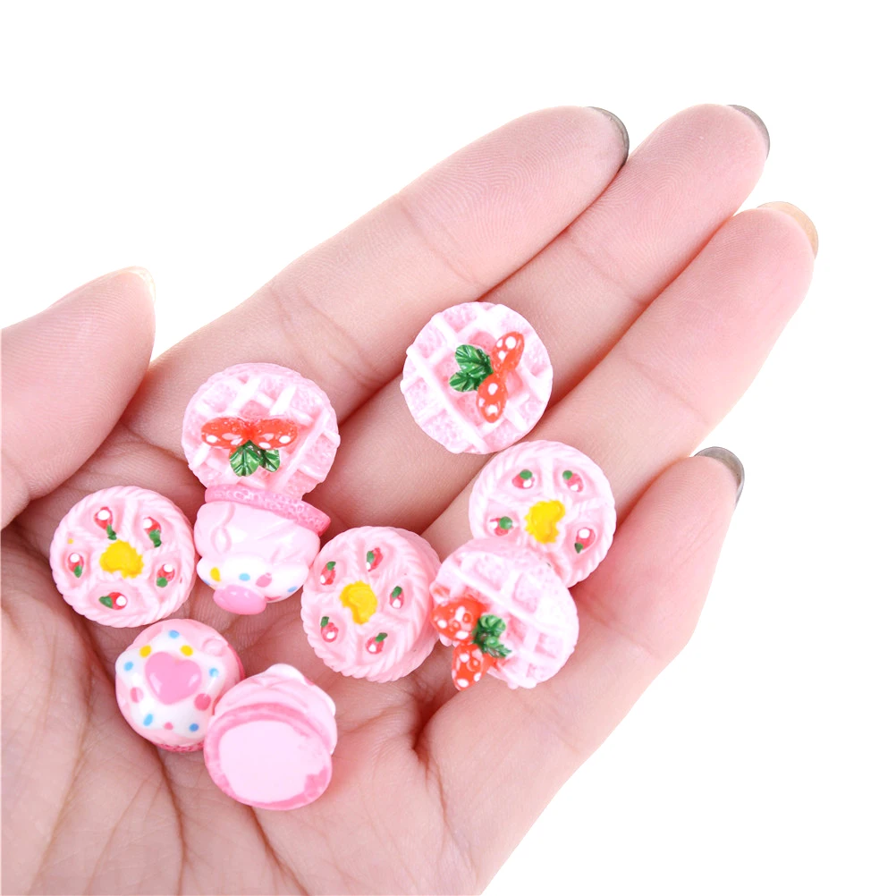 

3Pcs Cute Cakes 1:12 Dollhouse Miniature Cakes Food Models Dollhouse Accessories Kitchen Food Toys