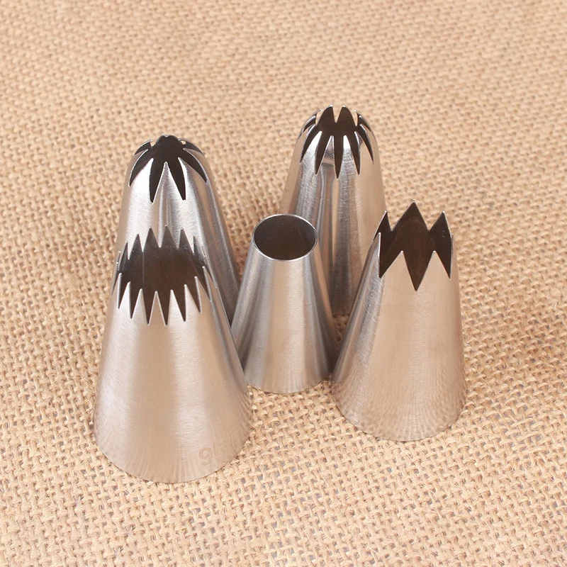 

5PCS Pastry Nozzles Cakes Decoration Set Reusable Decorating Mouth Stainless Steel Flexible Baking Tools Kitchen Gadgets Set