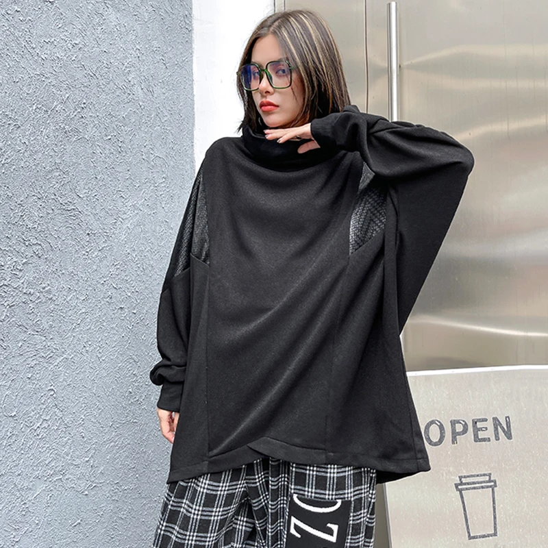 

[EAM] Women Black Contrast Color Big Size T-shirt New Tureleneck Long Batwing Sleeve Fashion Tide Spring Autumn 2021 1DD5368