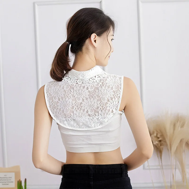 

Women Lace Hollow Out Fake Collar Detachable Lapel Choker Necklace False Collar Blouses Ladies Removable Half Shirt Blouse