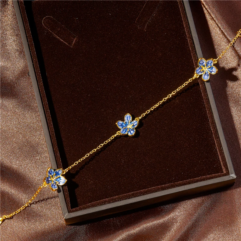 

Fashion Fashion Creative Light Luxury Flower Bracelet Women Wedding Prom Party Friends Holiday Gift Jewelry Wholesale