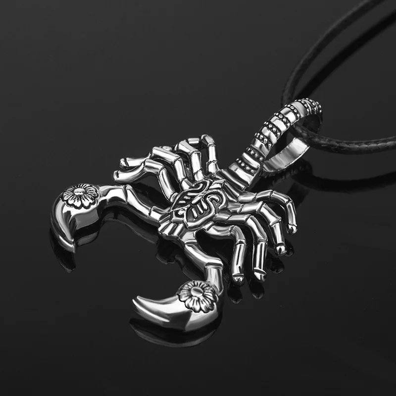 

Европейский и американский 3D трехмерный кулон в виде короля Скорпиона ожерелье в стиле панк скорпион веревочное ожерелье Серебряный подар...