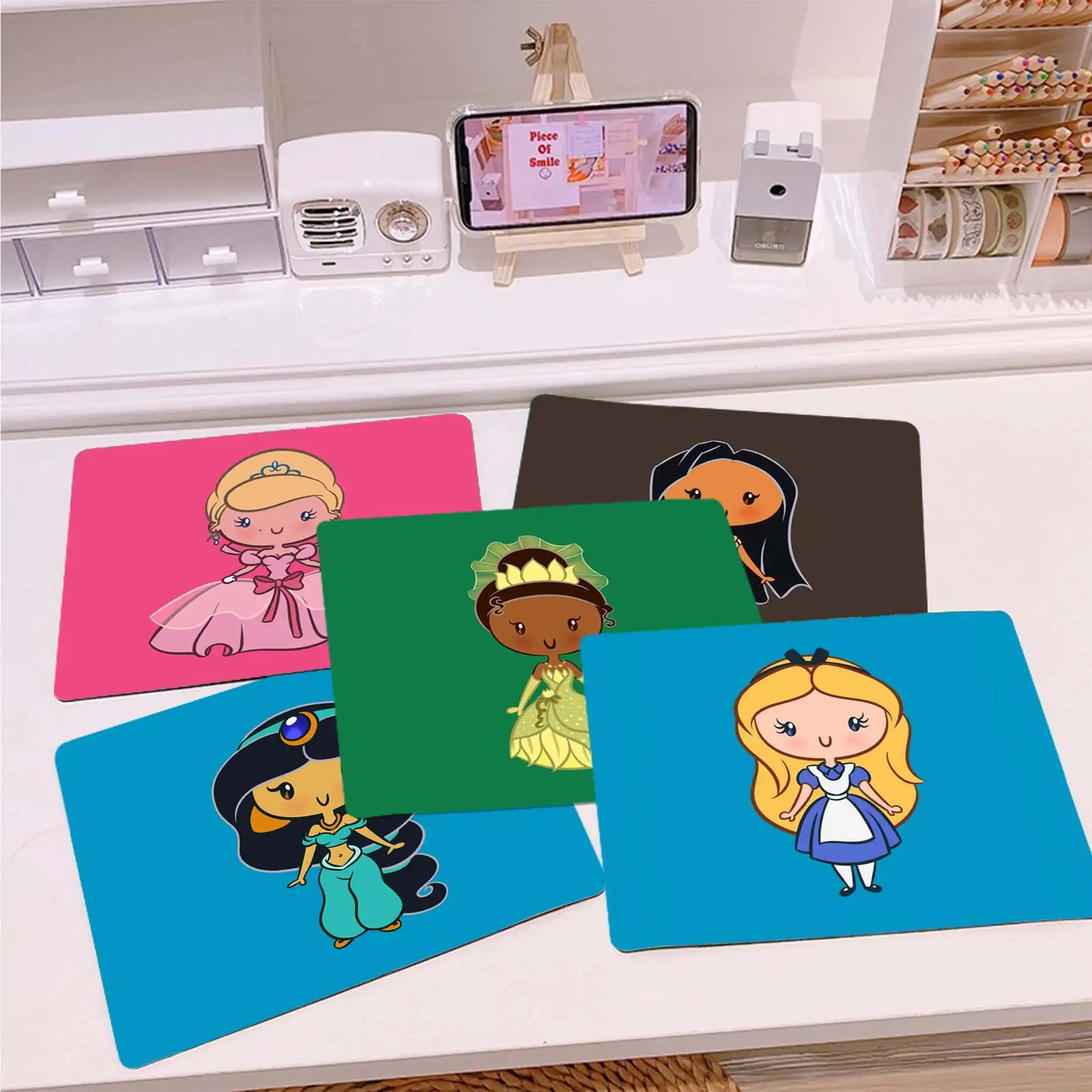 

Disney The Princess Hand-drawn Cartoon Silicone Pad to Mouse Game for Overwatchs Smooth Writing Pad Desktops Mate game mouse pad