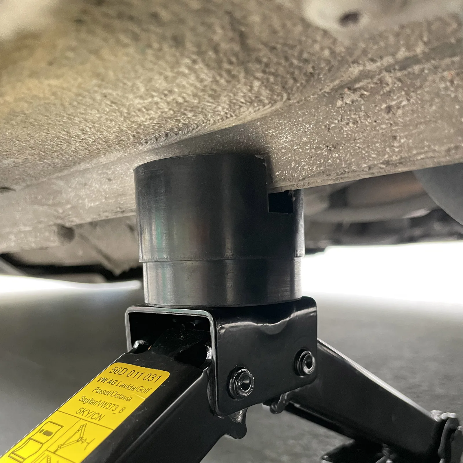 Резиновая накладка для домкрата автомобиля с прорезями пола адаптер защиты рамы