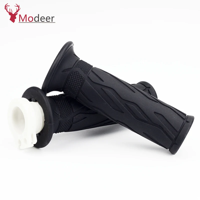 

Rubber Striped Motorcycle Handle grips for Suzuki HAYABUSA GSX1300 R GSX-S750 V-STROM 1000 DL1000 650 DL650 BURGMAN AN 400 650