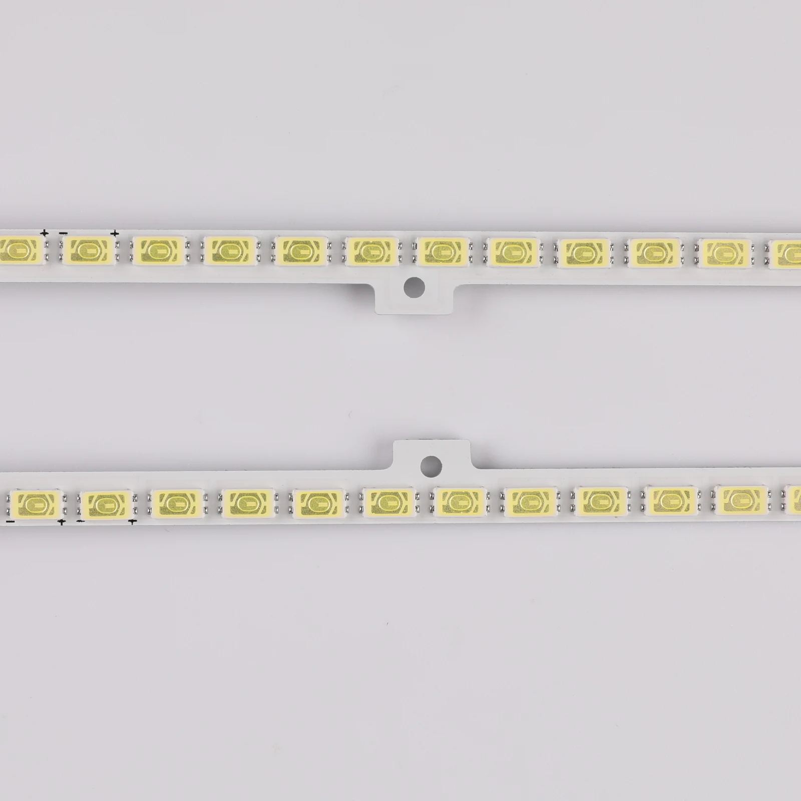 Новая 440 мм Светодиодная лампа с подсветкой 62 светодиода для SamSung 40 дюймов ТВ UA40D5000