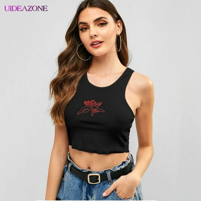 Женский укороченный топ без рукавов черный облегающий на бретельках с принтом