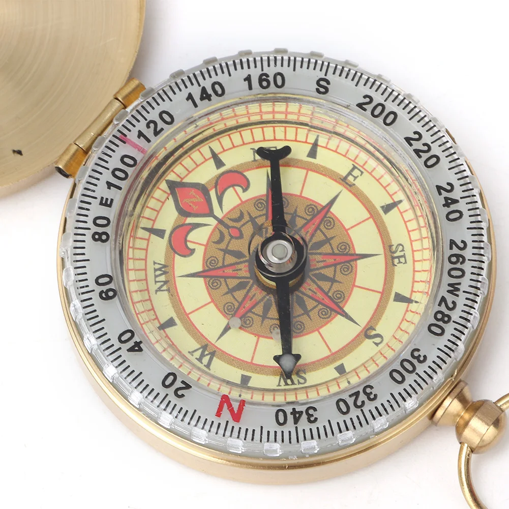 

Outdoor Vintage Luminous Compass Copper Camping Survival Gear Compass with Hanging Ring Souvenir Gift