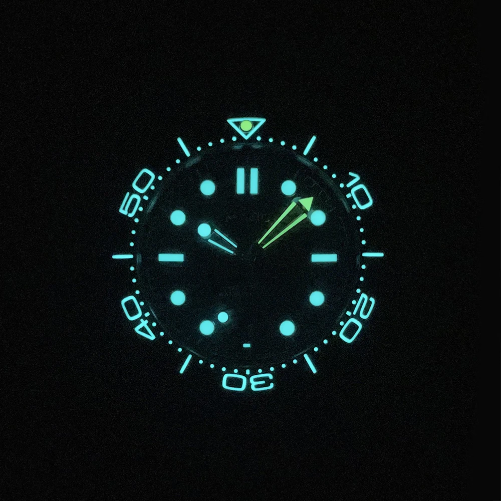 Дешево Механические наручные часы MATIC WATCH DIVER, 200 м, 41 мм, PT5000 [циферблат синего цвета с люминесцентной вставкой на лицевой панели]