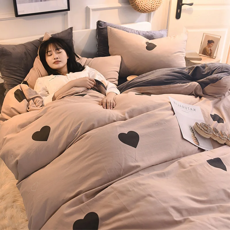 

A cotton B crystal velvet coral velvet four-piece set autumn/winter bed milk flange velvet velvet sheets are set three pieces