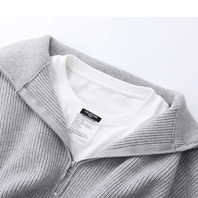 Женский спортивный костюм на молнии модельный большого размера с топом и брюками