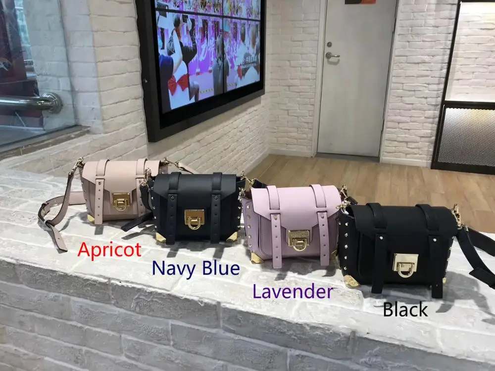 Новинка 2020 женская сумка с заклепками и замком новая модная дизайнерская рок на