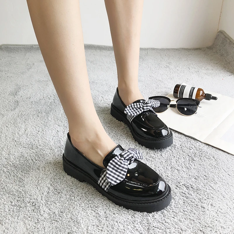 Женские осенние туфли Дерби на платформе с бантом женские оксфорды плоской