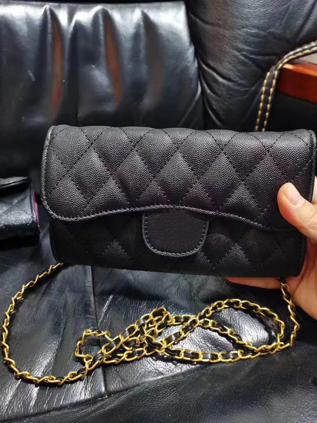

2021 new fashion long clutch leather texture mobile phone bag rhombic soft two fold clutch long wallet