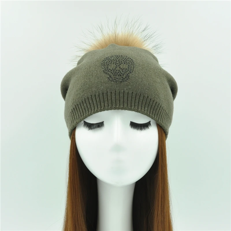 Real Fur Winter Hat Raccoon Fur Pom Pom Hats Shining Rhinestone For Women Brand Thick Women Hat Wholesale Knitted Beanies Cap