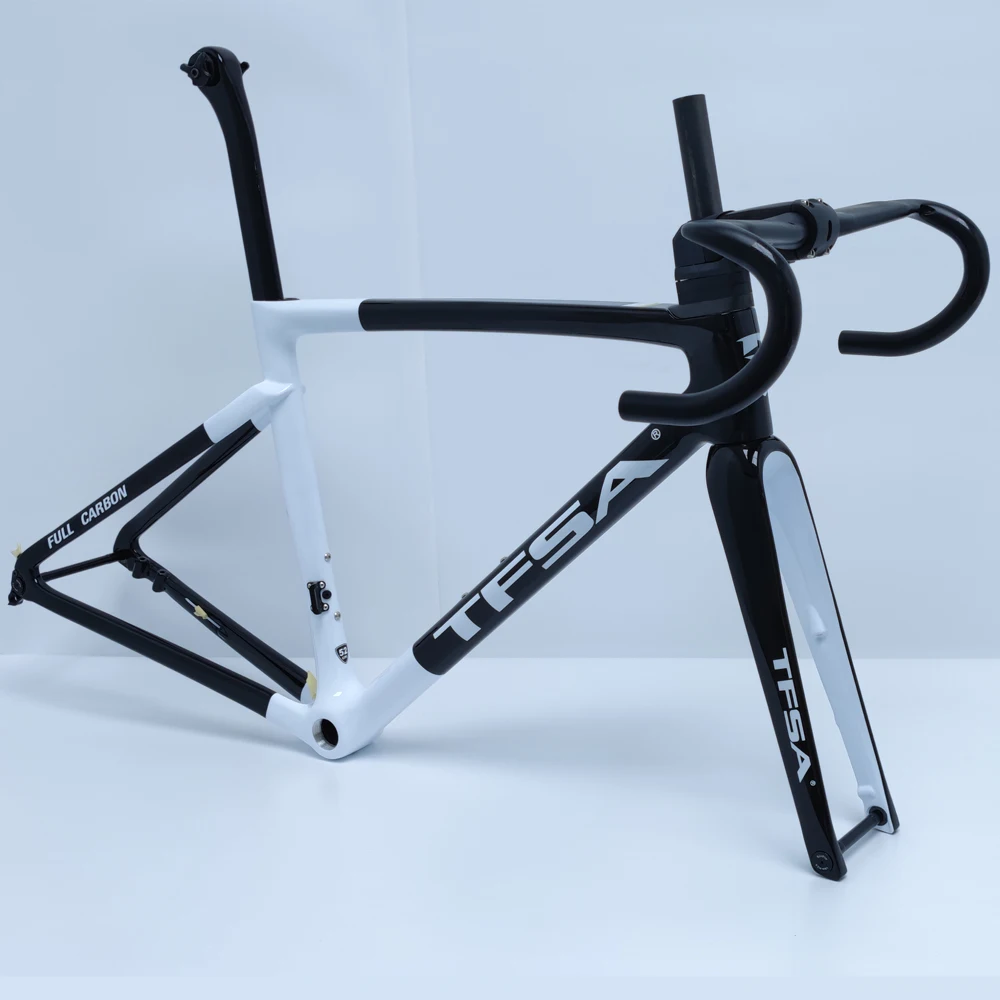 Дешево TFSA2021 новый продукт светильник 870g Внутренняя проводка распределительный Руль дорожный велосипед углеродное волокно рама BSA дисковый тормоз