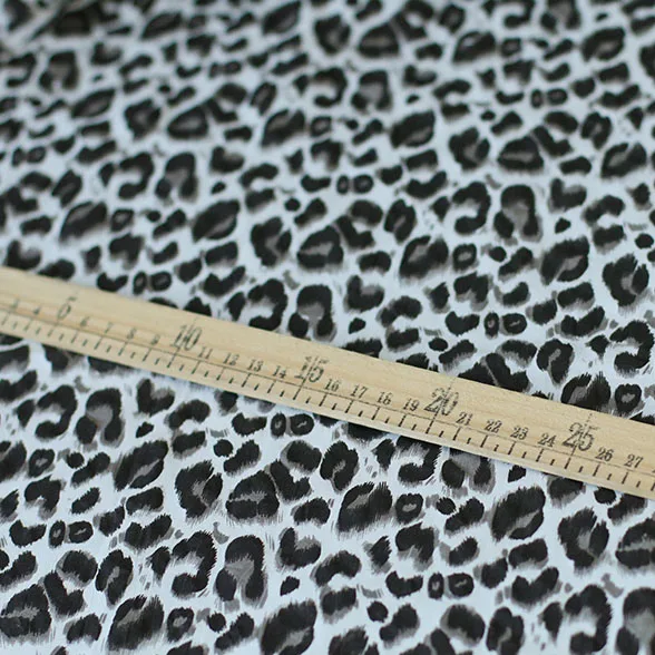 Высококачественная ткань из чистого хлопка с леопардовым принтом | Дом и сад