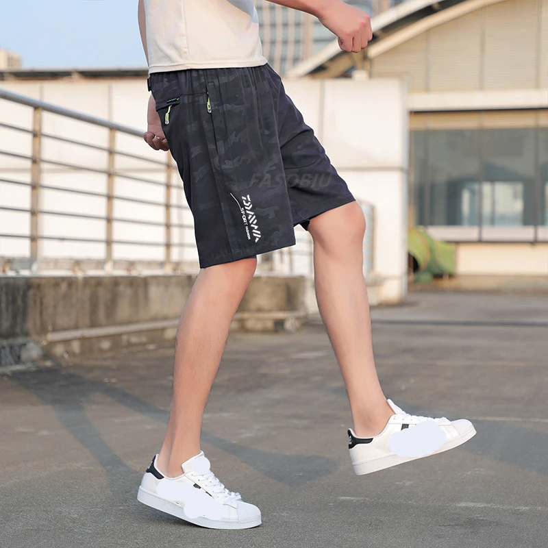 

Daiwa Camouflage Men Pants Breathable Fishing Shorts Pants Spring Summer Fishing Pants Men's Sweatpants Sports Trousers Men