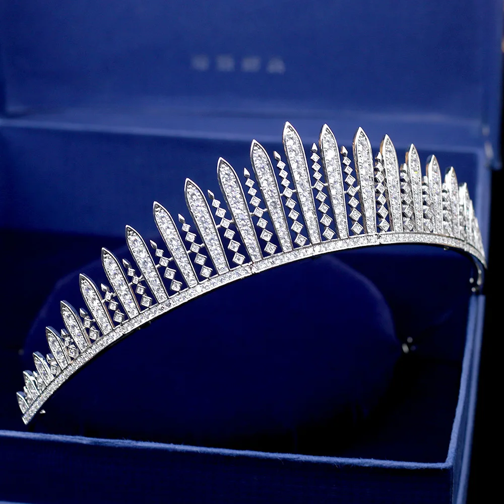 

Silver Color Crystal Rhinestone Crown and Tiara Wedding Hair Accessories Bridal Tiaras Hair Crown Wedding Headpiece Women Diadem