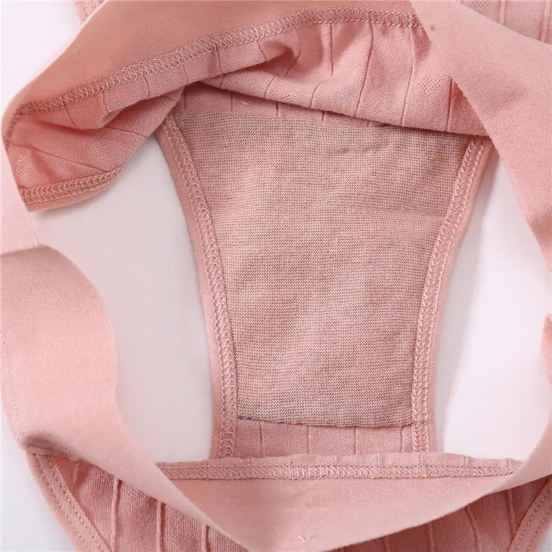 Women Cotton Panties Sexy Low Waist Underwear Panties for Female Lingerie Underpants Hollow Heart Embossed Briefs Solid Color