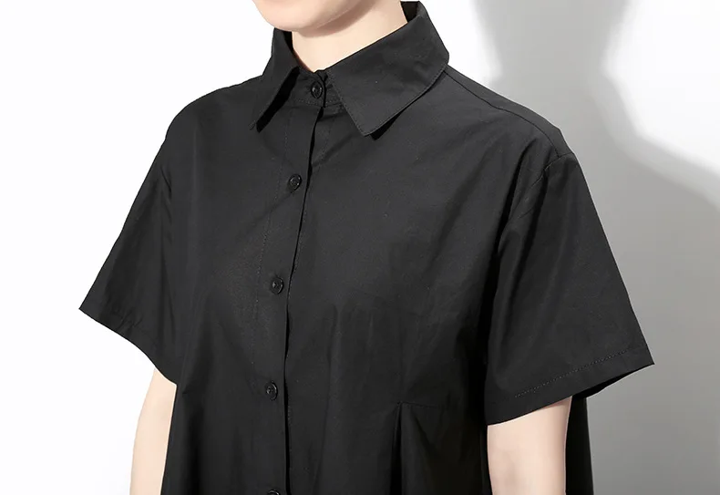 [EAM] новое осенне-зимнее черное платье-рубашка с отворотами и длинным рукавом в виде ласточкиного хвоста свободного кроя с асимметричным плиссированным подолом Женская мода JH439