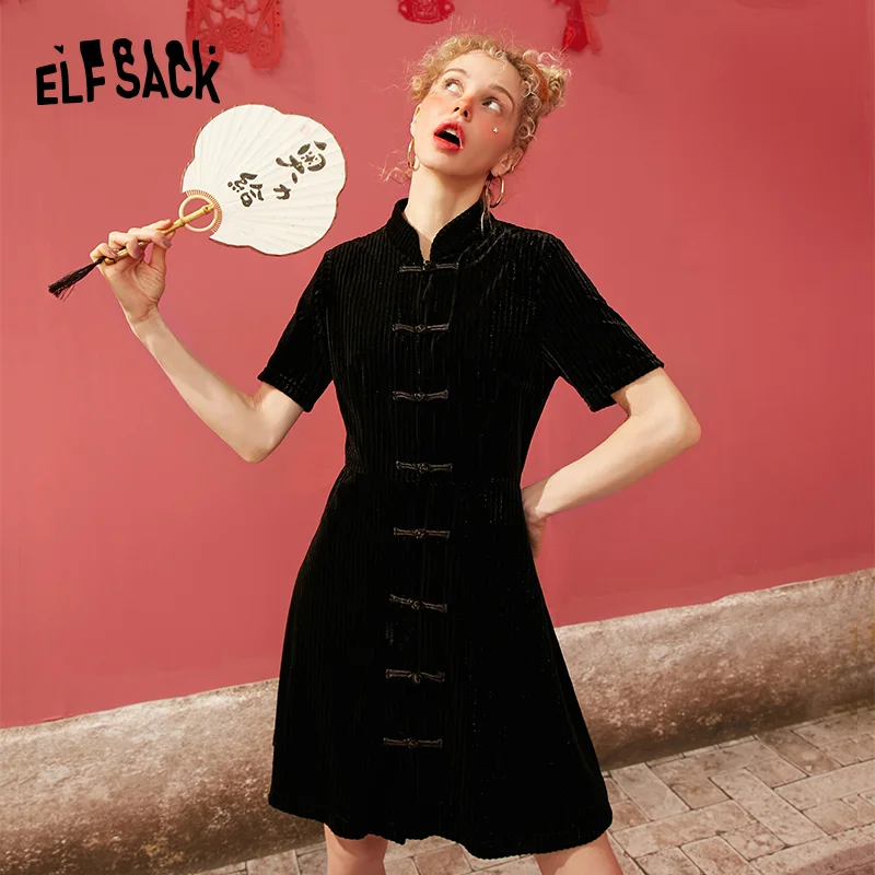 Женское бархатное платье средней длины ELFSACK черное однотонное с одной пуговицей