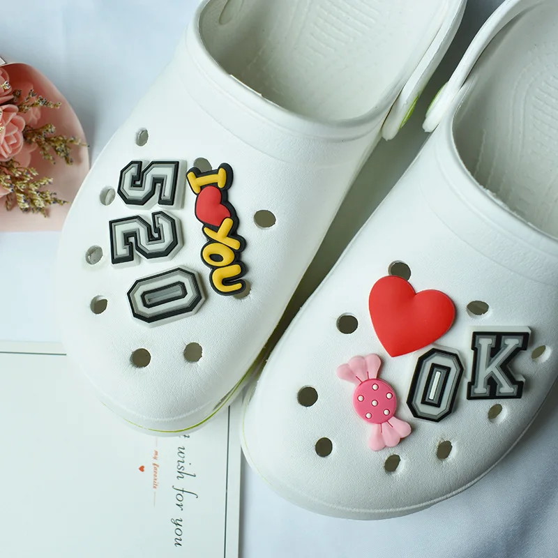 

Сандалии женские садовые из крокодиловой кожи с цифрами 0-9, 1 шт.