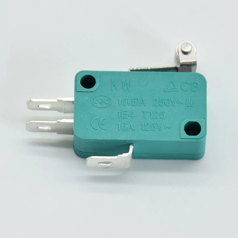 KW7-3 2 шт микро концевые переключатели 16A 250V 125V NO+ NC+ COM 3 контакта SPDT микро переключатель 28 мм 52 мм дуговой роликовый рычаг сенсорный переключатель зеленый - Цвет: KW7-3