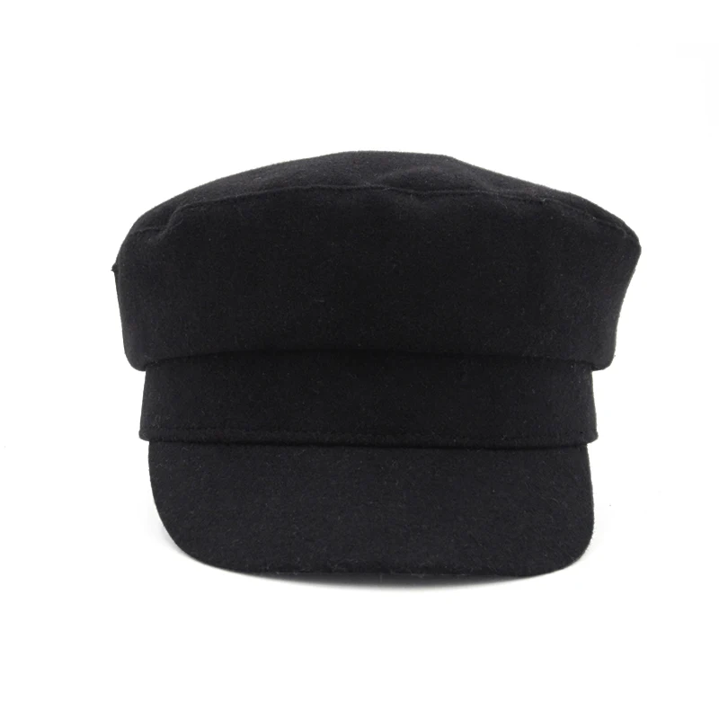 Шапка женская однотонная в стиле милитари модная удобная повседневная теплая