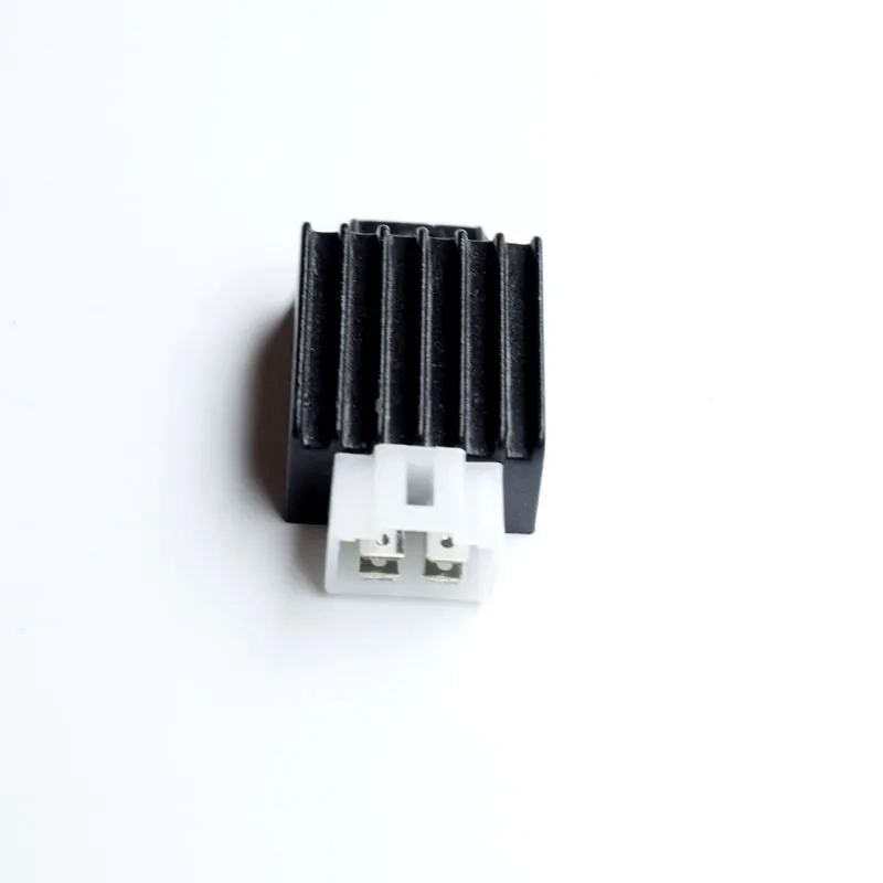 Регулятор напряжения выпрямителя для мотоциклетного скутера 12V 4Pin подходит для Багги с двигателем GY6 50cc 125cc 150cc CD70 Moped ATV Gokarts.