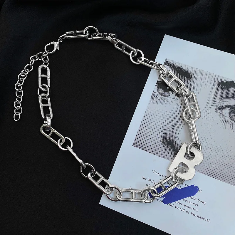

Fashion Europe and America Letter necklace Thick chain short necklace for women letter B gold necklaces fashion jewelry