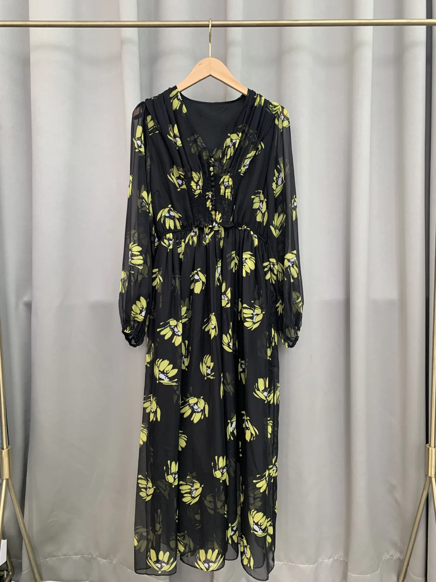 

new women fashion 2021 long-sleeved V-neck vintage floral dress 0401