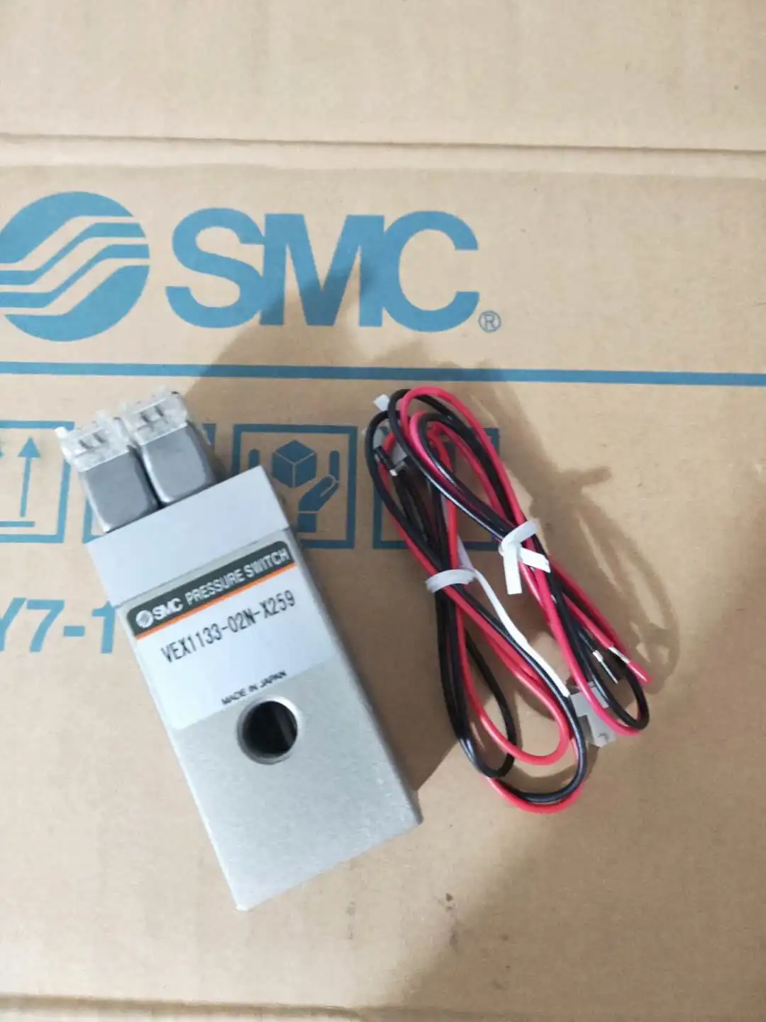

Поставка электромагнитного клапана SMC VEX1133-02N-X242 Multi VEX1133-02N-X259