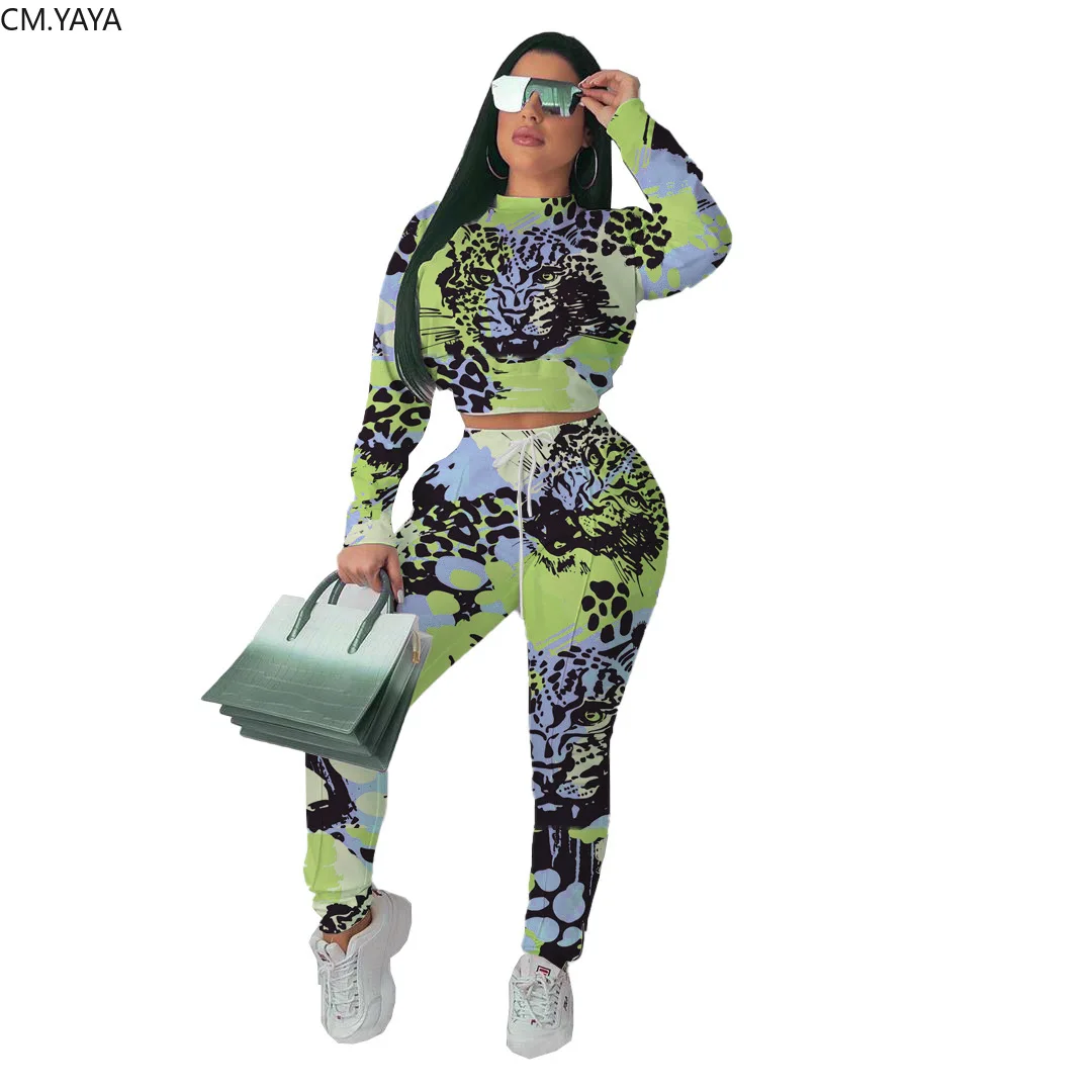 Осенний спортивный женский комплект с леопардовым принтом короткий свитер