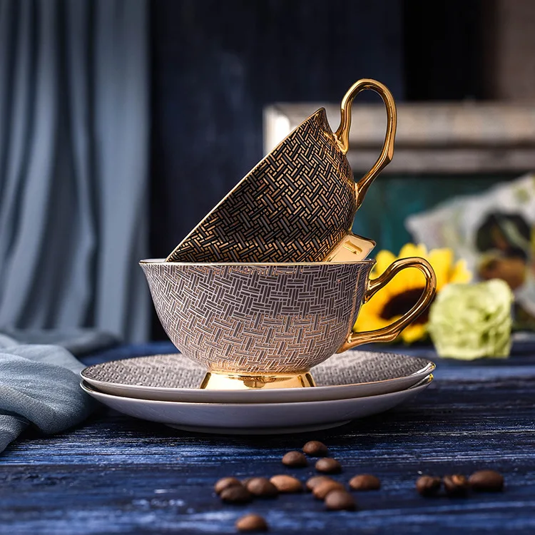 Новая модная кофейная чашка и блюдце из костяного фарфора забавный модный дизайн