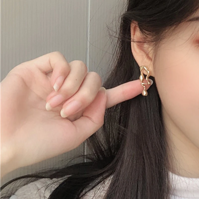 

GS New Design Fashion Stud Earrings For Women Creative Abstract Irregular Earring Punk Party Gifts Fine Jewelry Brincos Feminino