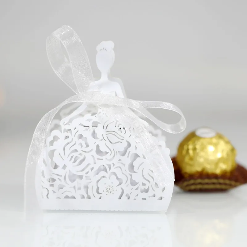 

10Pcs Love Heart Cut Hollow Bride Candy Dragee Boxes with Ribbon Gift Boxes Paper Packaging Baby Shower Wedding Party Supplies
