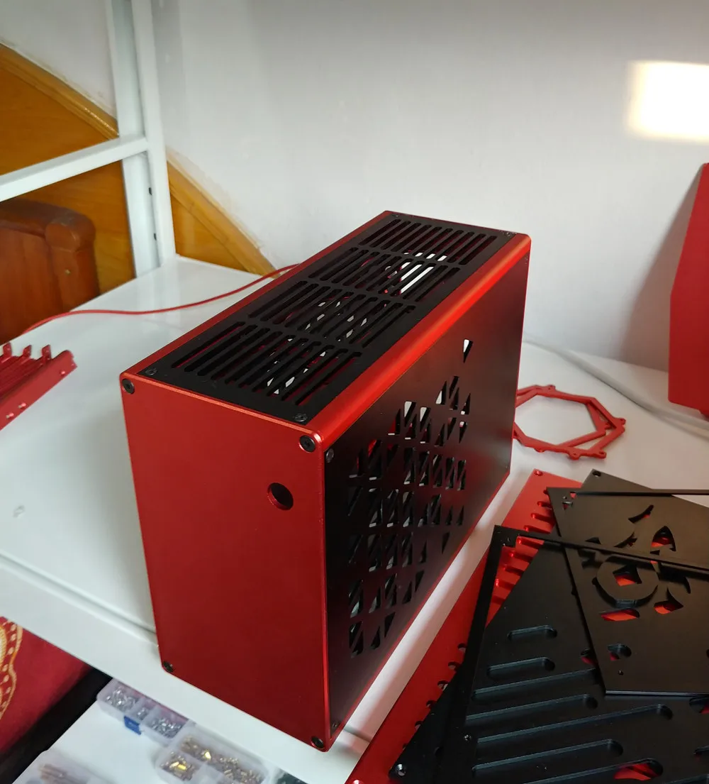 

All Aluminum A4 Itx Chassis Independent Graphics Card Supports SFX Power Supply Desktop Computer Air Cooling Dissipate Heat Case