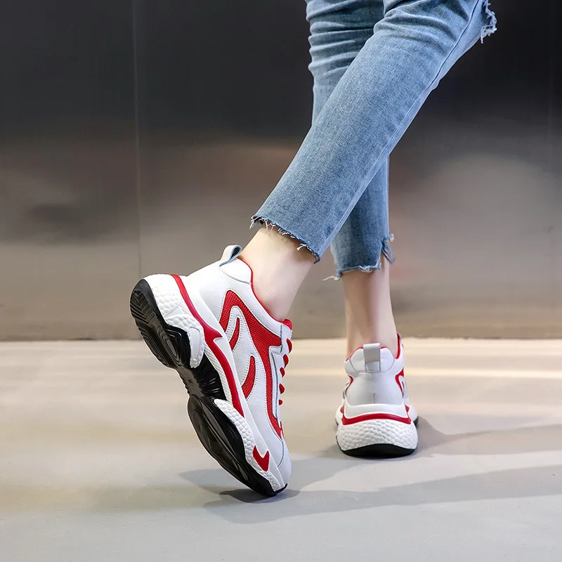 Женская обувь сезон весна Новинка кожаная для папы на толстой подошве женская