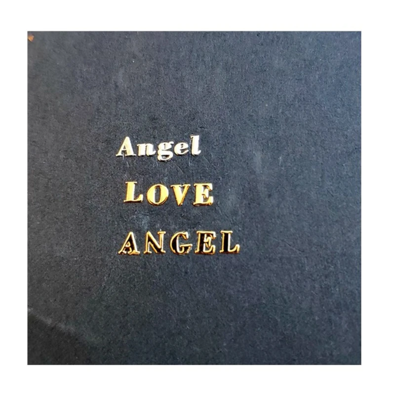 

8 листов, металлические наклейки в виде букв алфавита