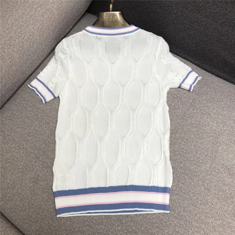 

Small fragrance Heavy Industry Beaded Pearl Short Sleeve Ice Silk Knit shirt women o-neck Hollow Thin Top pullovers