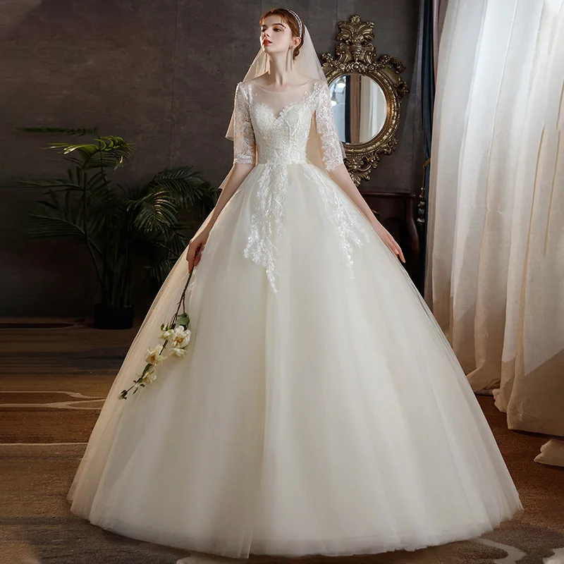 

Plus Size New Wedding Dresses For Women Half Sleeve Appliques Lace 3D Flower Tulle Bridal Gown Robe De Mariee